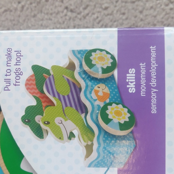 Melissa and Doug First Play - Friendly Frogs Pull Toy - New In Box - Picture 4 of 8